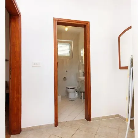 - Diklo 5794a דירה *