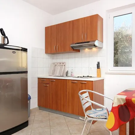 - Diklo 5794a Apartman
